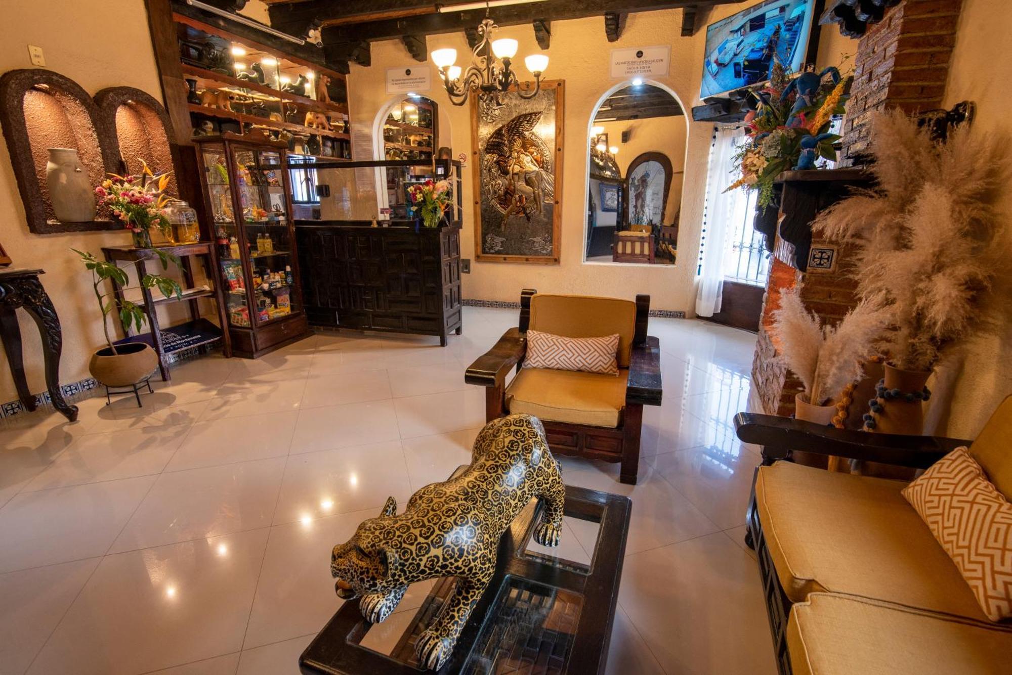 Hotel Palacio De Moctezuma San Cristóbal de Las Casas Екстериор снимка