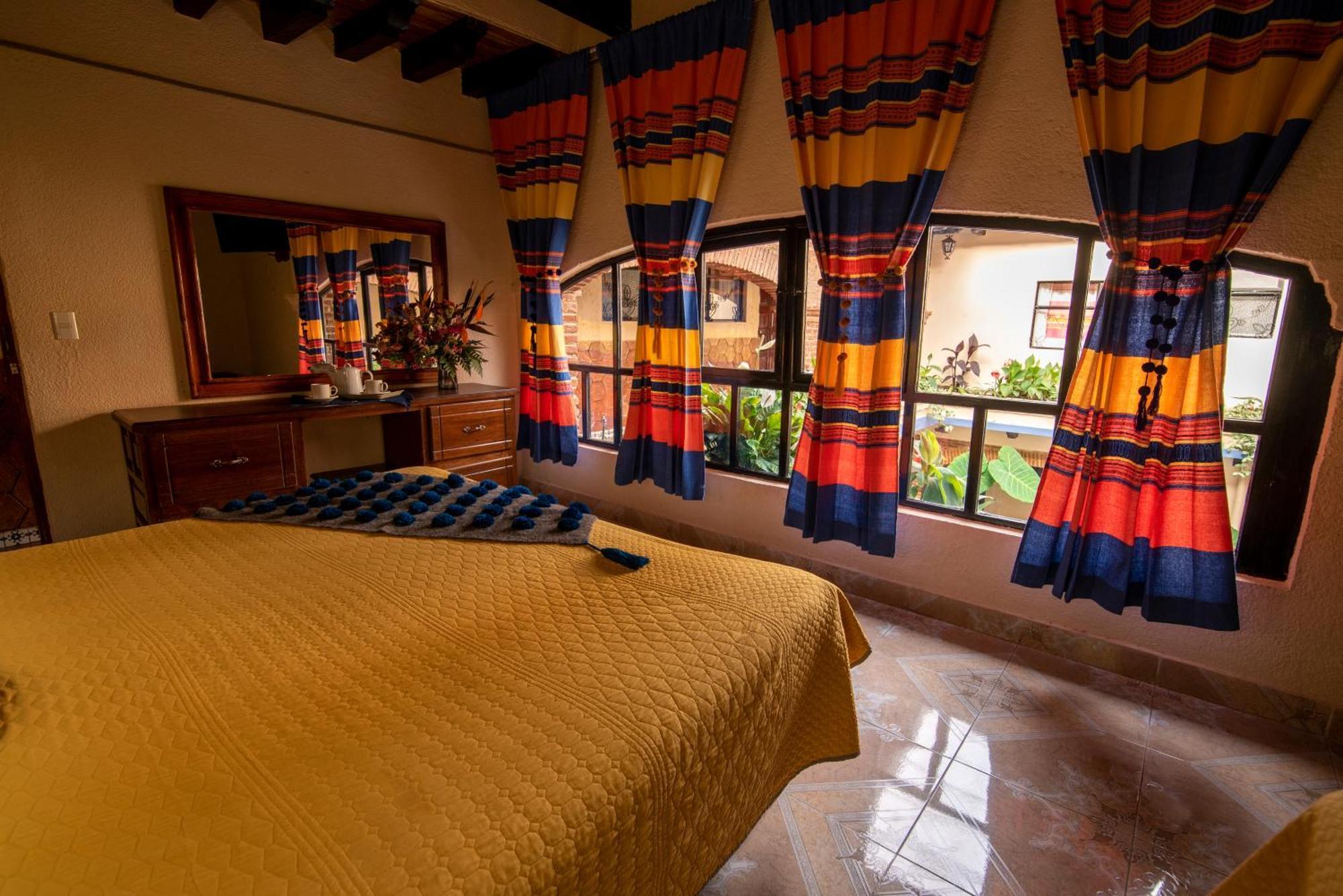 Hotel Palacio De Moctezuma San Cristóbal de Las Casas Екстериор снимка