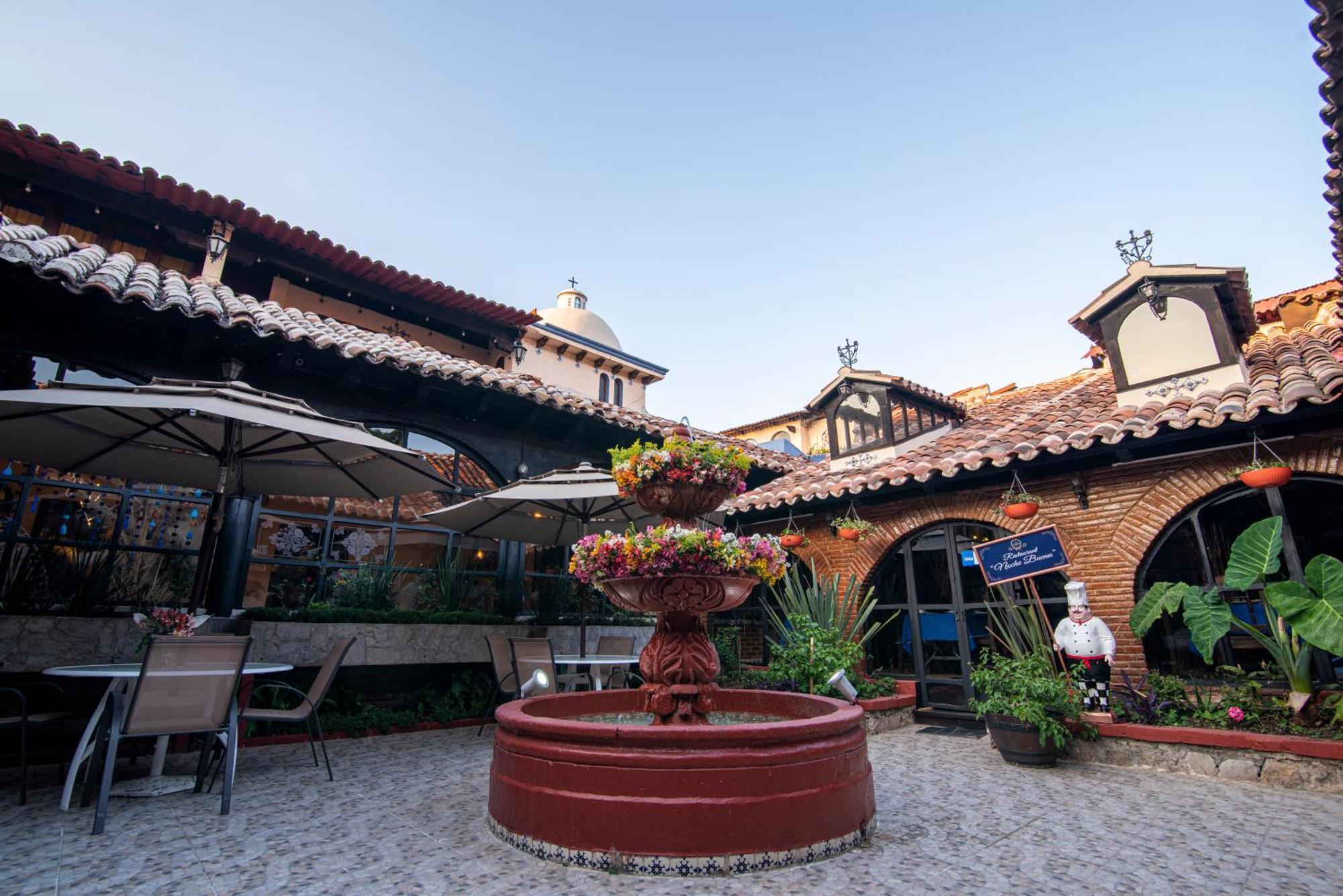 Hotel Palacio De Moctezuma San Cristóbal de Las Casas Екстериор снимка